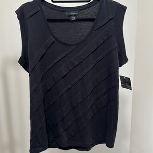 Apostrophe XL Top. Brand New with Tag!